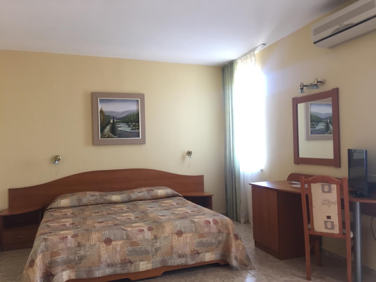 Family Hotel Selena ネセバル エクステリア 写真